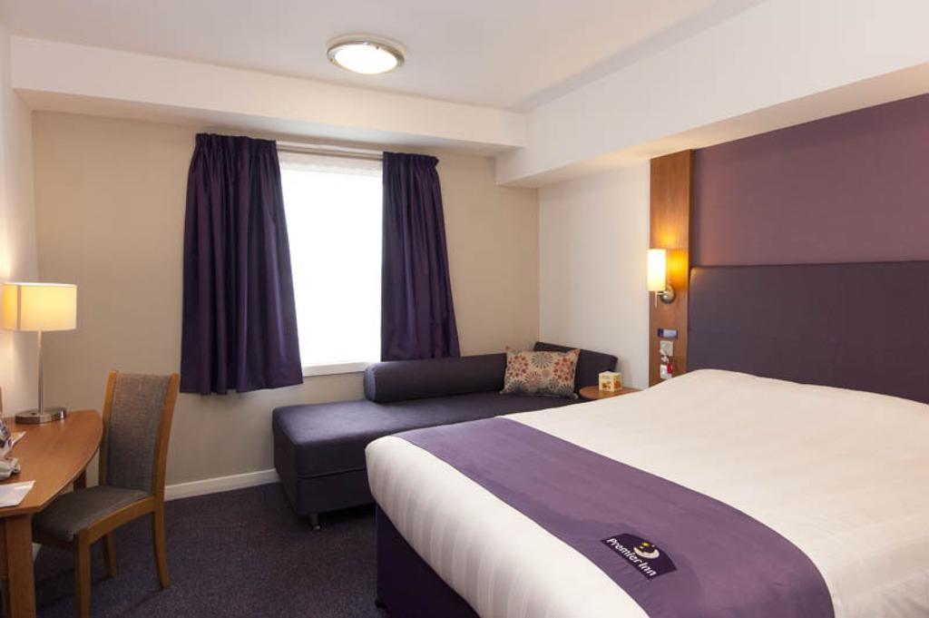 Premier Inn Edinburgh Airport - Newbridge Newbridge  Esterno foto