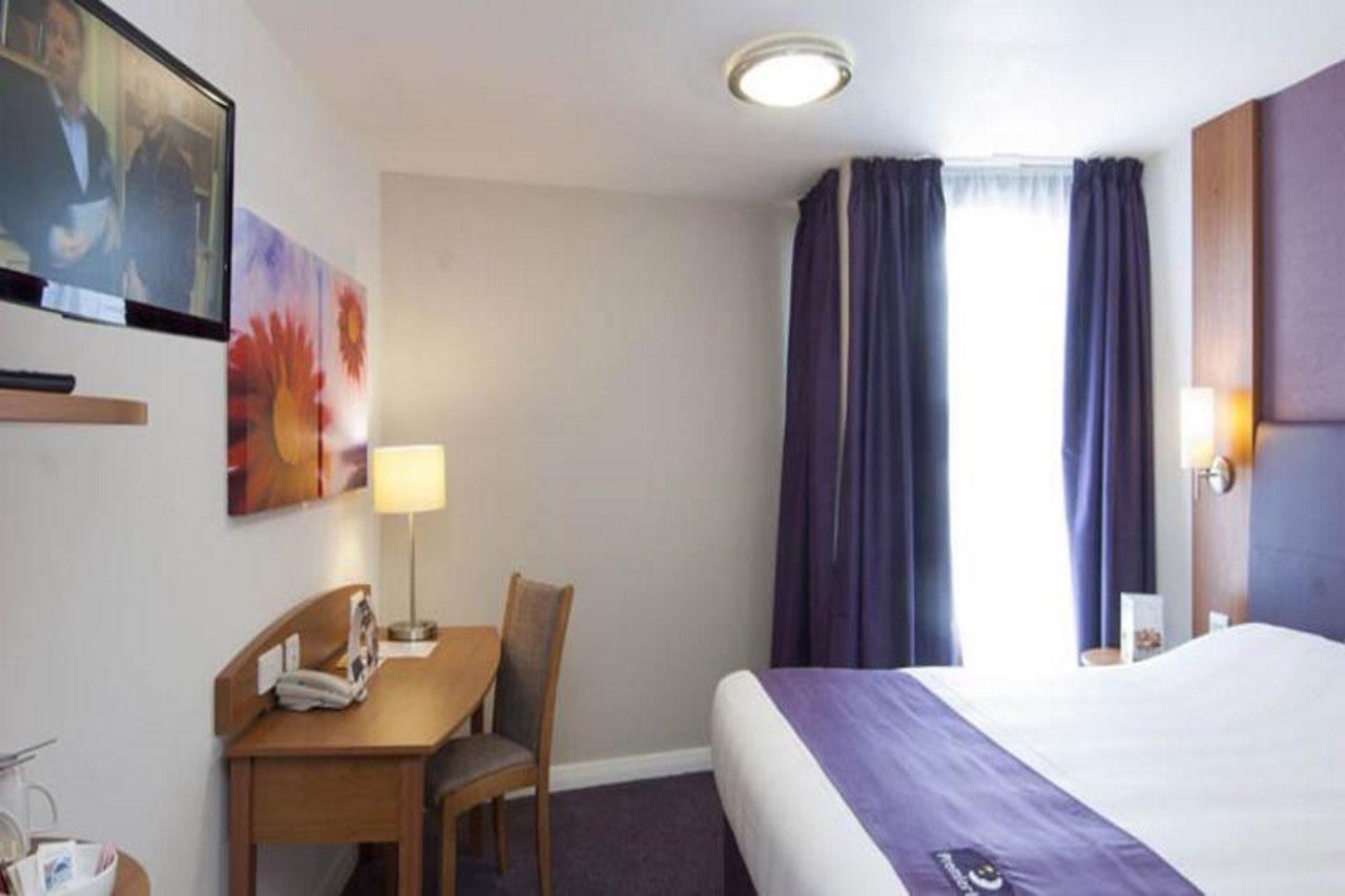 Premier Inn Edinburgh Airport - Newbridge Newbridge  Esterno foto