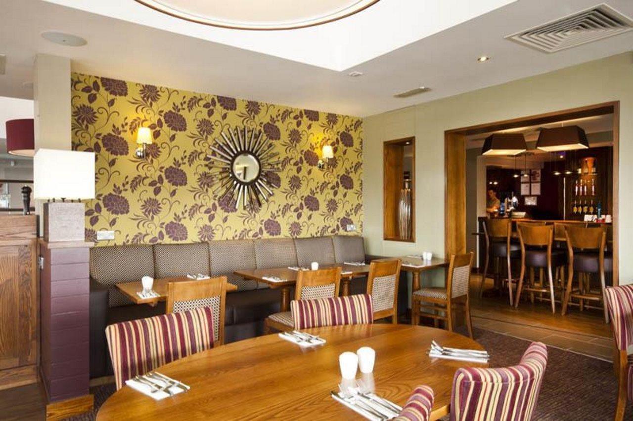Premier Inn Edinburgh Airport - Newbridge Newbridge  Esterno foto